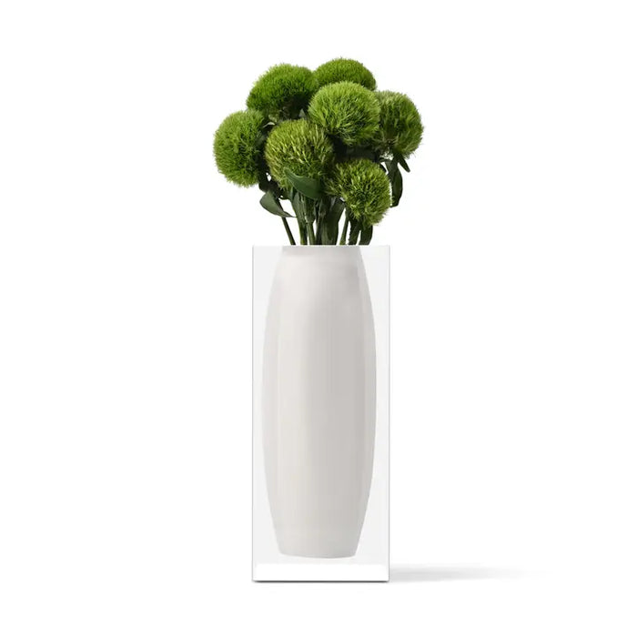 JR William Oliver Vase